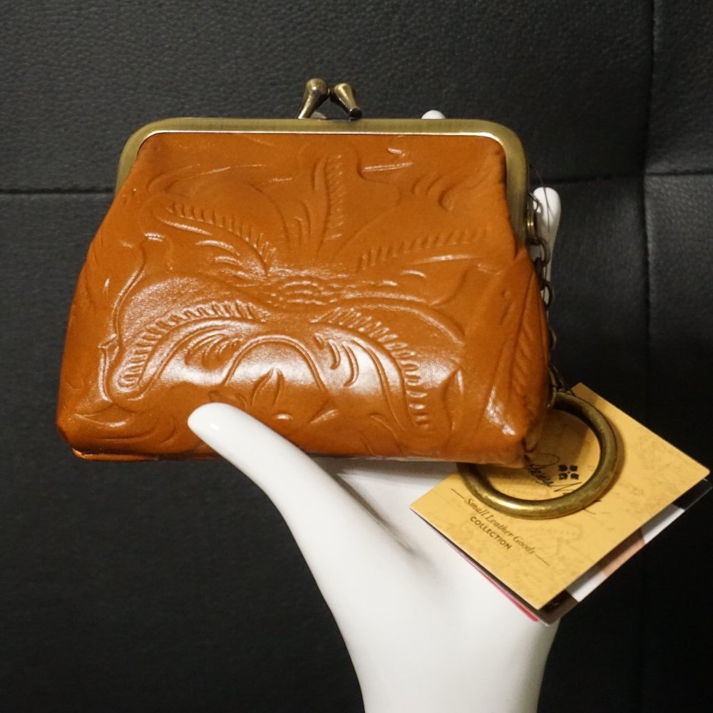 PATRICIA NASH FLORENCE BAG KEYCHAIN WALLET NEW